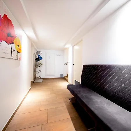 Haus Scharler, Kuenstlergasse ゲストハウス Neukirchen am Großvenediger