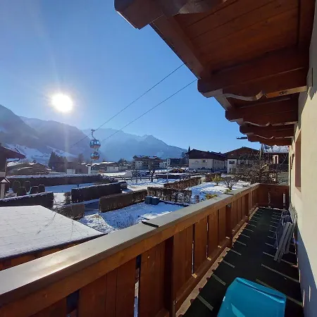 Haus Scharler, Talstation