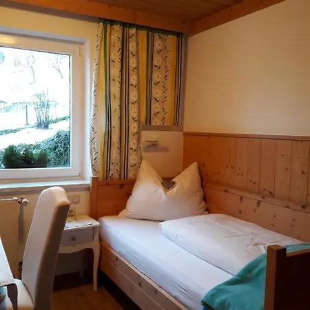 Vendégház Haus Scharler, Talstation