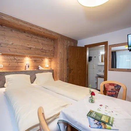 Haus Scharler, Talstation Vendégház Neukirchen am Großvenediger