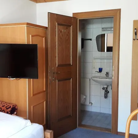 Guest house Haus Scharler, Kuenstlergasse 4*